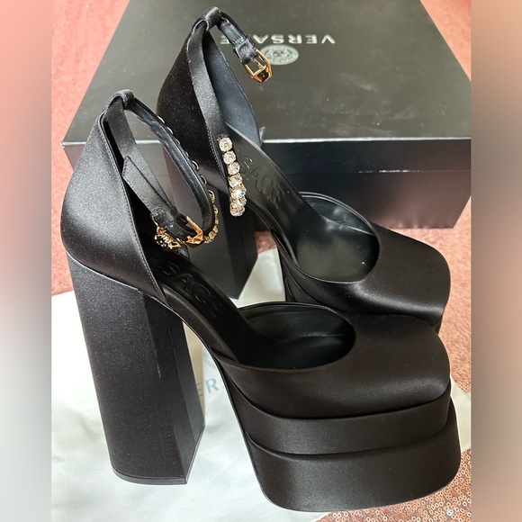 Versace Sandals 9.5 Black. Authentic Aevitas Medusa Crystal Ankle-Strap Platform - Picture 2 of 13